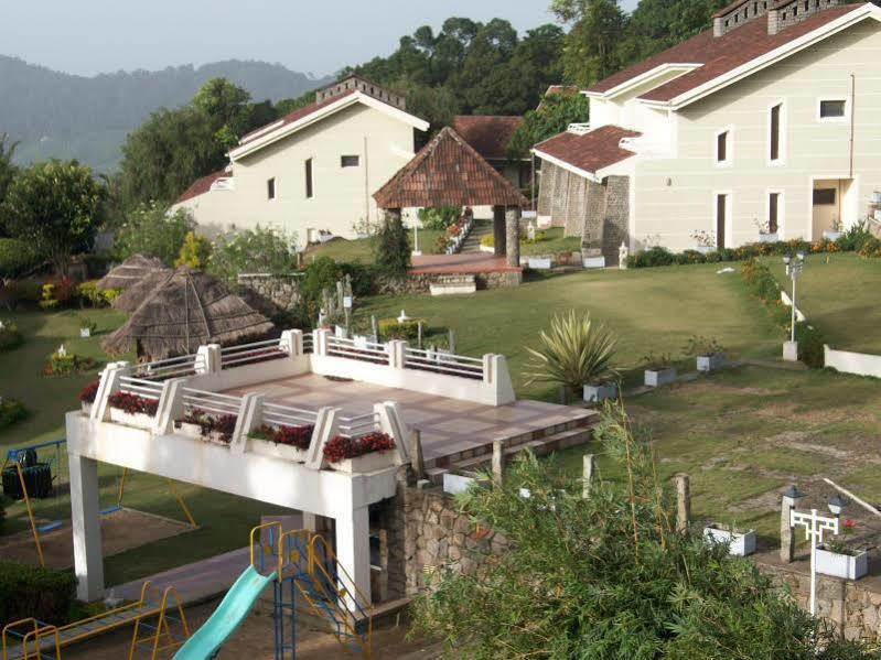 The Siena Village Chinnakanal Εξωτερικό φωτογραφία